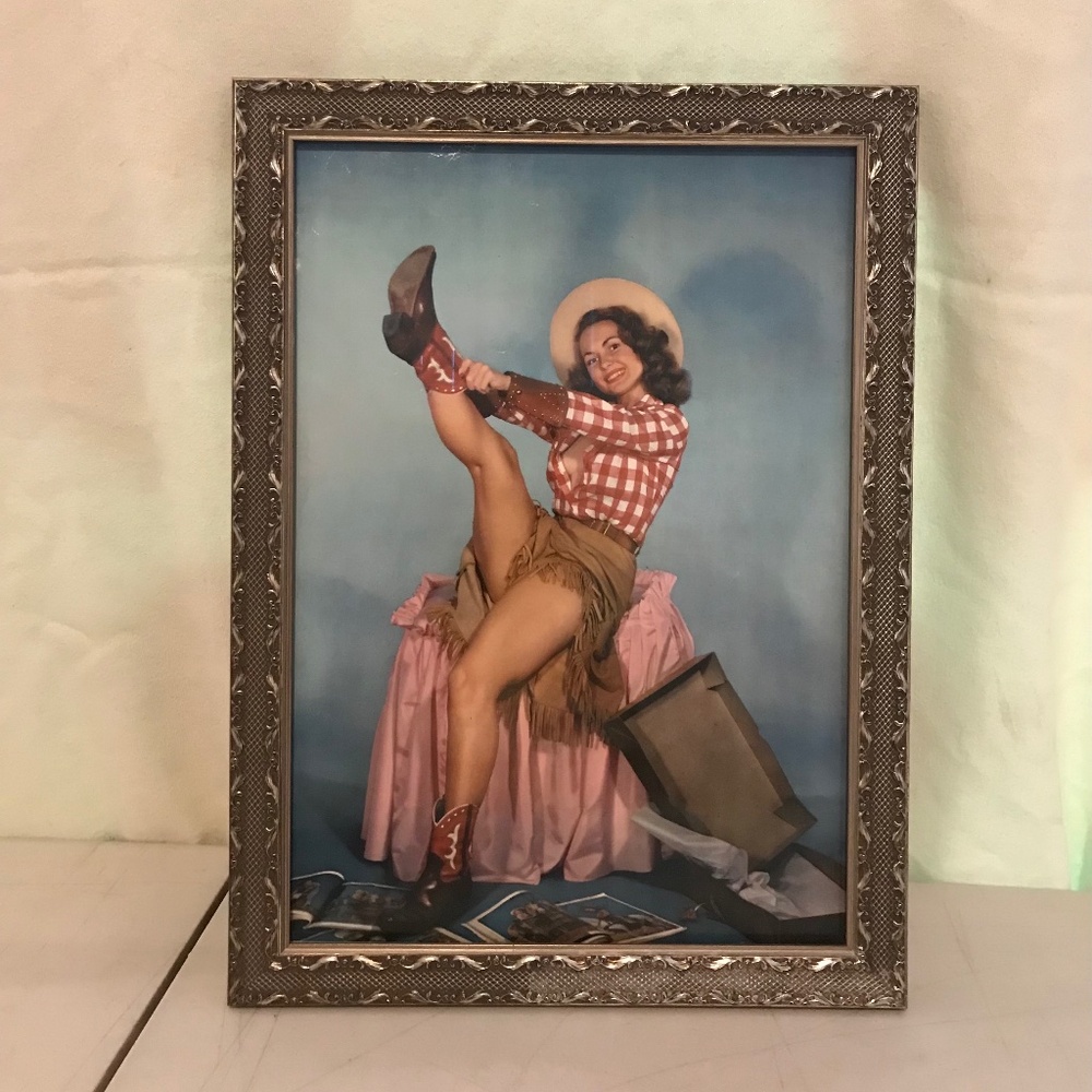 PIN UP COWGIRL